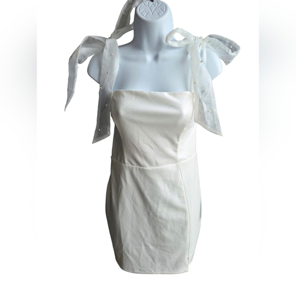 Lulus Dresses & Skirts - Lulus Beaming Perfection White Pearl Organza Tie-Strap Mini Dress Wedding Size M